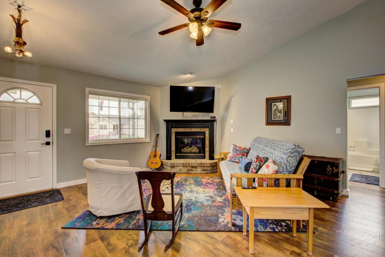 Hello Dolly! 3 Beds, 2 Bath, 2 Tv'S, Fireplace, Quiet Neighborhood In Star, Id Minutes From Walking Trails And River Views Eagle المظهر الخارجي الصورة